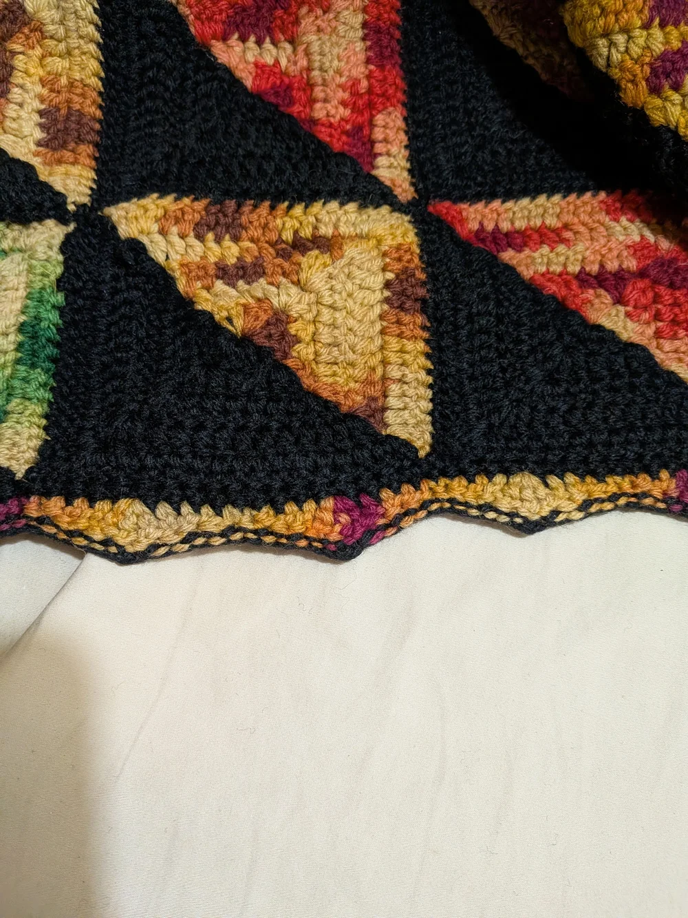 Black Multicolor Triangle Knit Throw Blanket - Unbranded